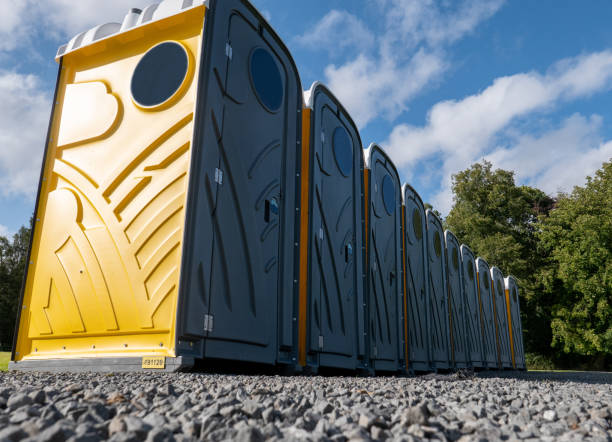 Best VIP or Luxury Restroom Trailers  in Mechanicsville, VA